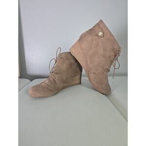 Dr. Scholl's Wedge Bootie Womens 9M Be Energized Taupe Fall Cozy Winter Chic